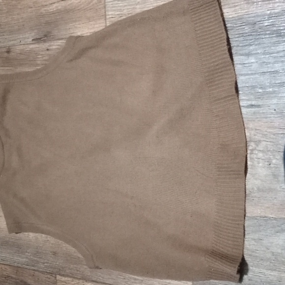 Womens Button Down Brown Sweater Vest Size Medium - Picture 2 of 3